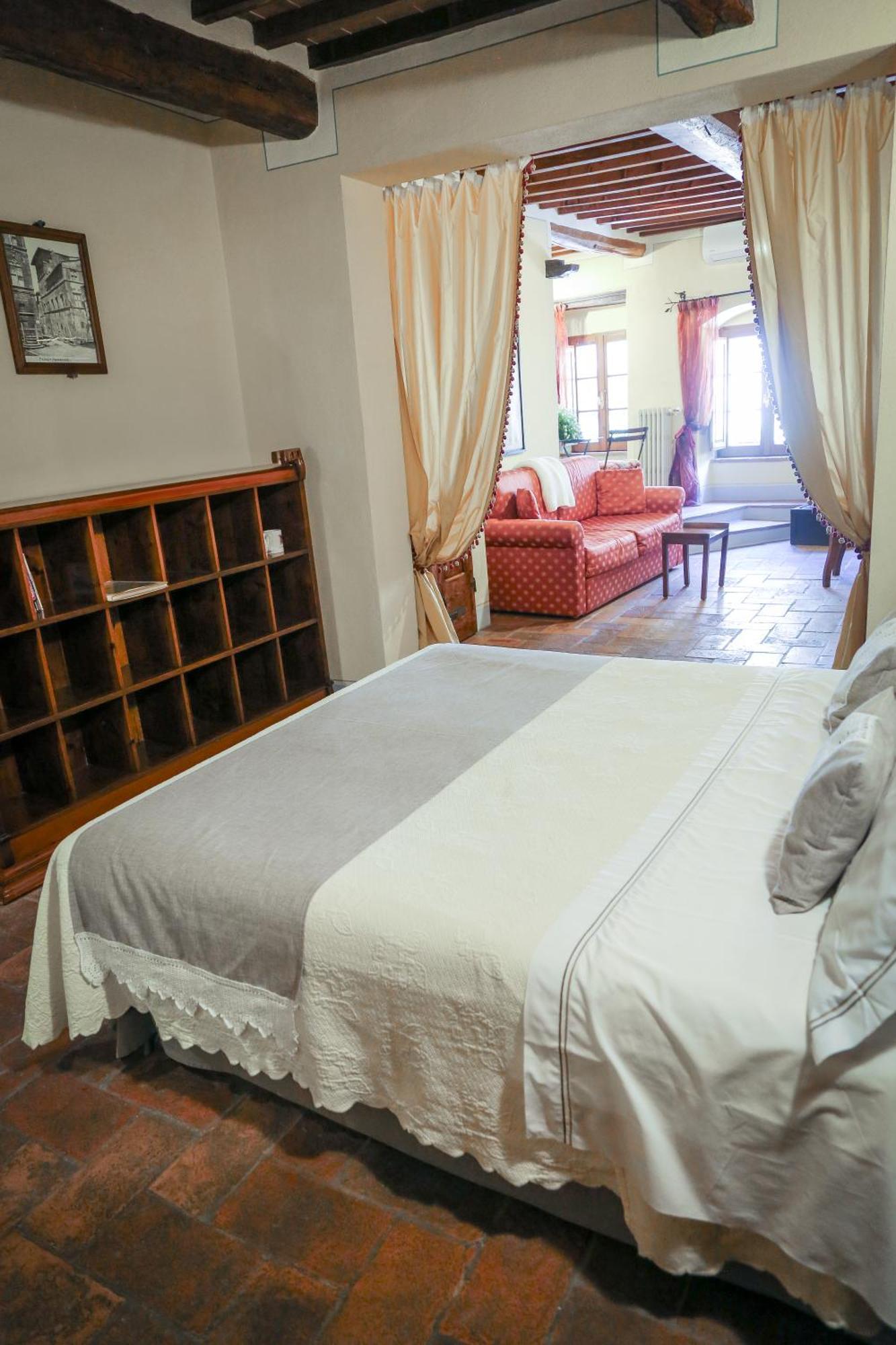 Pienzalettings "Suites" ภายนอก รูปภาพ
